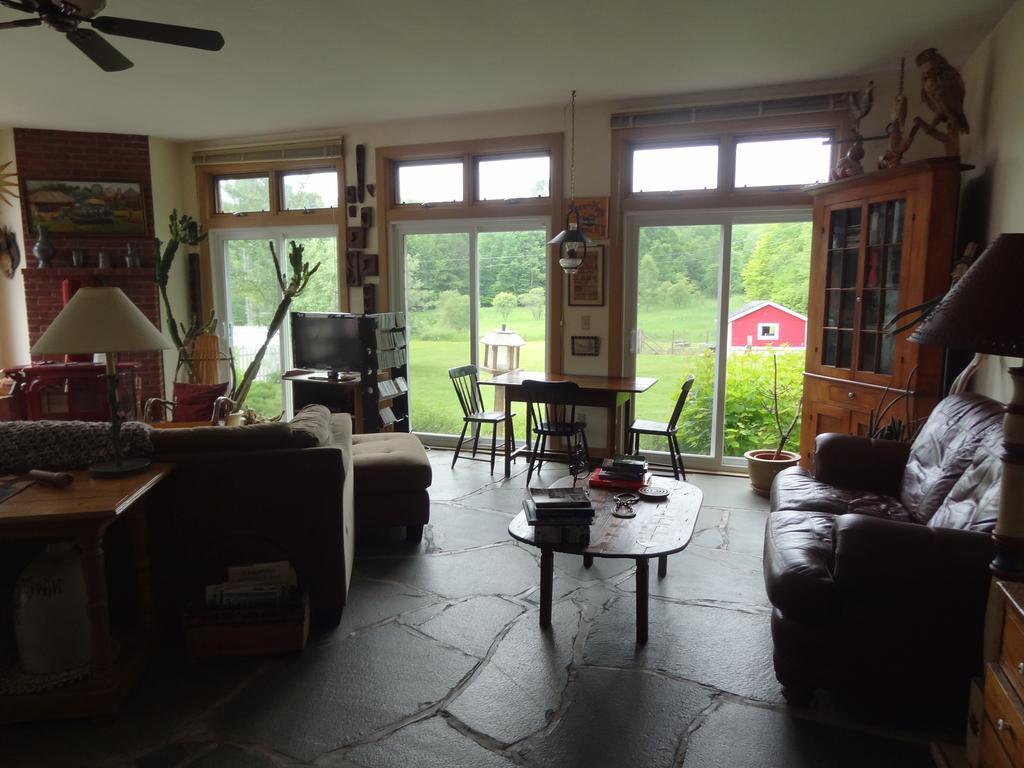 Inn At Buck Hollow Farm Fairfax Buitenkant foto